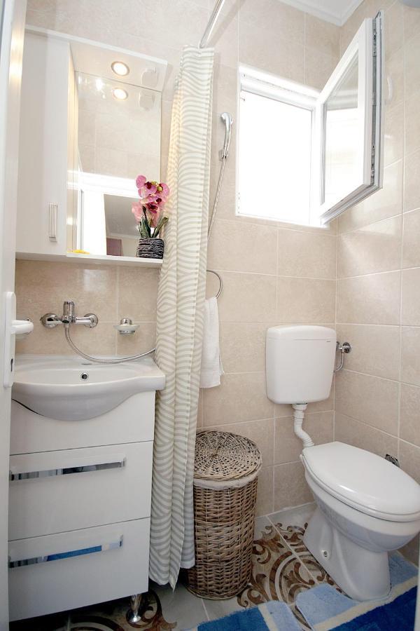 Studio Apartman Sveti Stefan Ilha Sveti Stefan Exterior foto